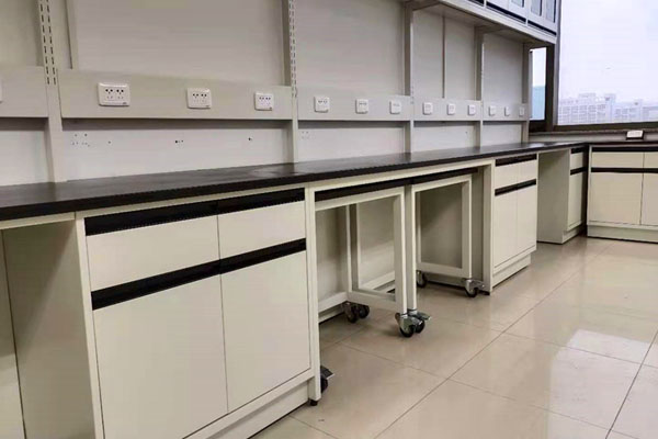 學(xué)校實(shí)驗(yàn)室裝修設(shè)計(jì)說明怎么寫?