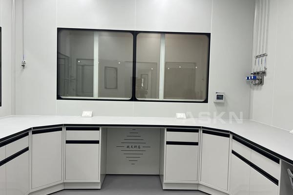 新款全鋼實(shí)驗(yàn)臺定做多少錢?